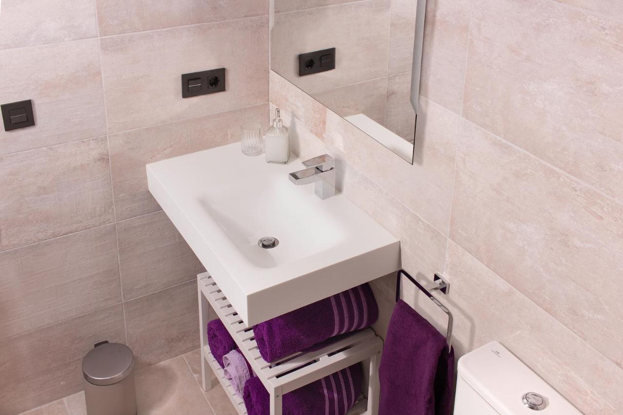 Apto. Maese Montanes. Centrico Con Piscina Privada เซบีญา ภายนอก รูปภาพ