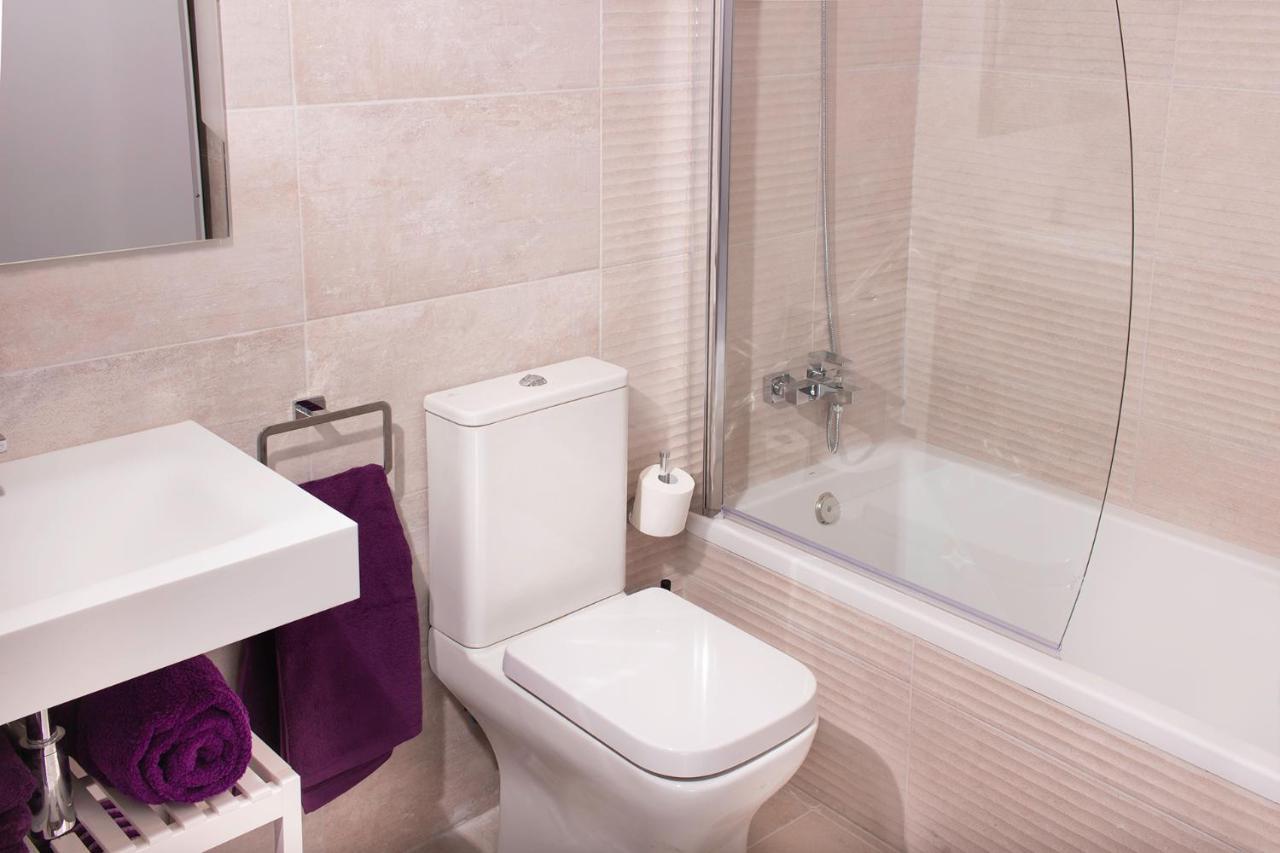 Apto. Maese Montanes. Centrico Con Piscina Privada เซบีญา ภายนอก รูปภาพ
