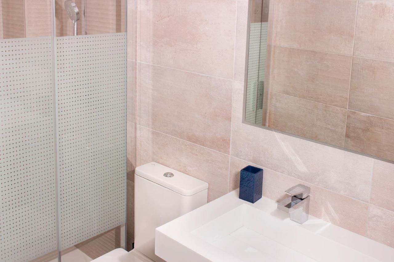 Apto. Maese Montanes. Centrico Con Piscina Privada เซบีญา ภายนอก รูปภาพ